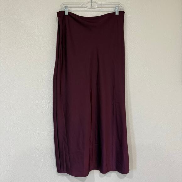 Old Navy High Waisted Satin Midi Slip Skirt Cherry Park Purple Maroon Size Large - Picture 2 of 8